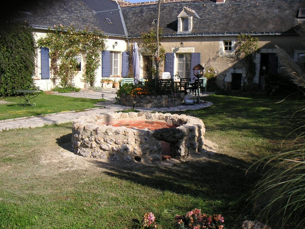 TheSecretGarden-France Bed and Breakfast Saint-Pierre-du-Lorouër Buitenkant foto