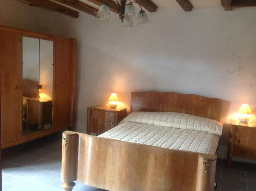 TheSecretGarden-France Bed and Breakfast Saint-Pierre-du-Lorouër Kamer foto