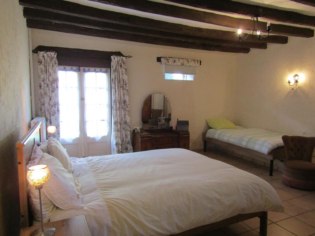 TheSecretGarden-France Bed and Breakfast Saint-Pierre-du-Lorouër Buitenkant foto